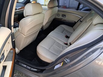 Bmw 745d max vybava  lechce nabourane poizdne - 14