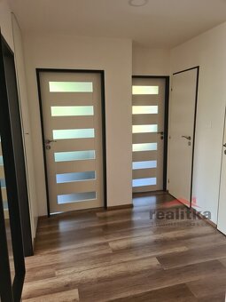 Pronájem hezkého bytu 3+1, 67m2 s lodžií, Opava, ul. Bílovec - 14