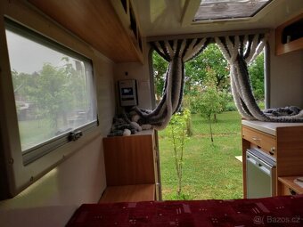 Garážovaný minikaravan zn. KONDOR - 14