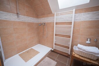 CHALUPA NA MÍSTĚ, KDE SE BĚŽNĚ NEPRODÁVÁ – ŠUMAVA - 14