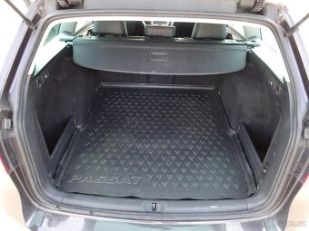 VW Passat 1.8 TSI Variant r.v.2011 (118 kw) - 14
