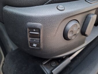 Volkswagen Passat B7 2.0 Tdi 103kw - 14