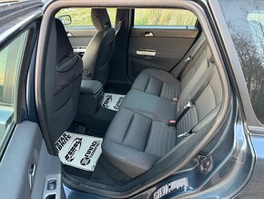 Volvo V50, 2.0D 177 PS, Momentum, Nová STK - 14
