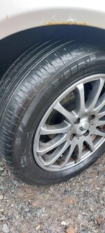 Toyota Yaris 1.3 r.v.2004 - 14