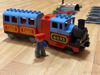 Lego Duplo kompletní železnice, koleje, vagón, lokomotiva,.. - 14