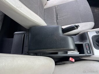 BMW E46 330D 135kw facelift Touring - 14