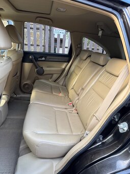 Honda CR-V 3. generace (r. v. 2008), výbava Executive - 14