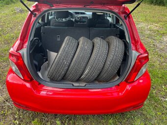 Toyota Yaris - 14