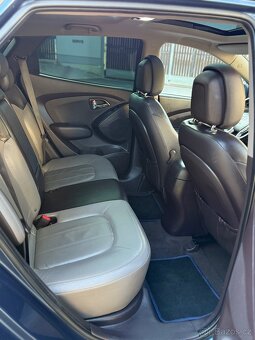 Hyundai ix35 2.0 diesel automat 2010 - 14