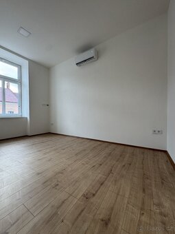 Pronájem bytu 1+1, 40 m² – Přibyslav, Bechyňovo náměstí - 14