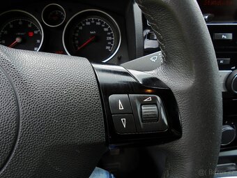 Opel Zafira B 1.8 103KW rok2011, 200000km, Nová STK - 14