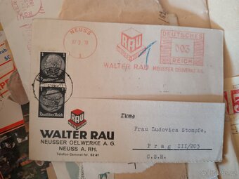 Různé dokumenty, známky, pohlednice. - 14