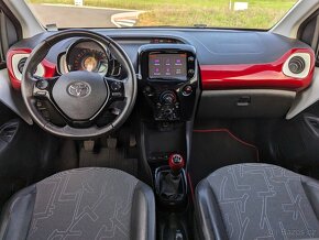 Toyota Aygo X-Pose Limited edition 2017, panorama, REZERVACE - 14