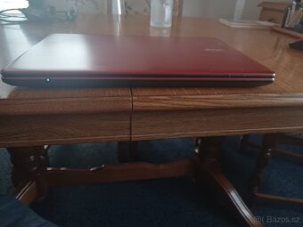 Prodám notebook Acer - 14
