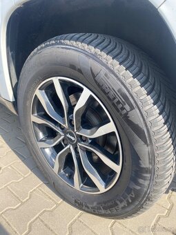 Jeep Grand Cherokee Summit - 14