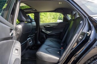Toyota Avalon XLE Hybrid 2020 - 14
