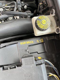 Peugeot RCZ 1.6 200 hp 2010 - 14