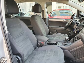 VW Touran Comfortline 2.0TDI 110kW DSG Full LED Press&Drive - 14