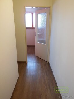 Velký dvoupodlažní apartmán 3+kk v Lipně nad Vltavou, komple - 14