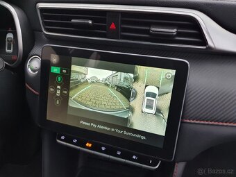 MG ZS 1.5 78kW 84tkm Panorama DAB Kessy - záruka Autodraft - 14