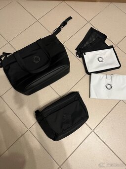 Bugaboo Donkey 5 s příslušenstvím - 14