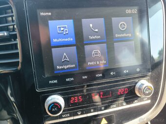 Mitsubishi Outlander 2.4 PLUG-IN HYBRID 4WD Basis Spirit2020 - 14