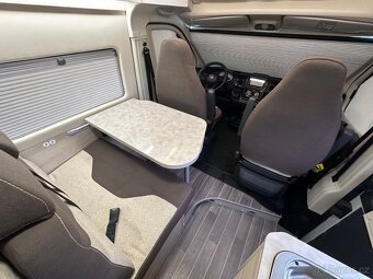 Forster 599 HB Zvedací střecha 2025 - 14