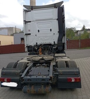 Mercedes Benz Actros 1845 - 14