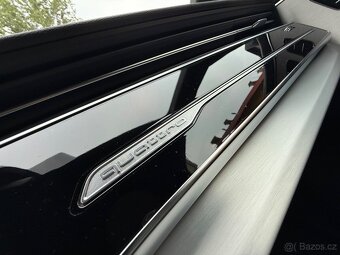 🖤 Audi Q7 50 TDI quattro S line – 7 míst - 14
