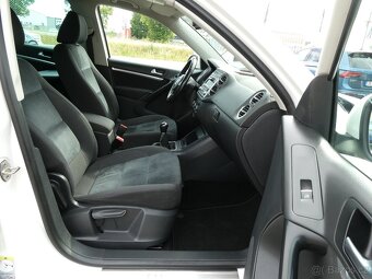 Volkswagen Tiguan 2.0 TDi 81kW závěs, klima, 2.majitel - 14