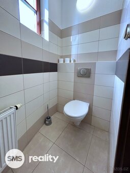 Pronájem kanceláří 128 m² - 14