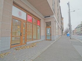 Kvalitní obchodní prostory v Opavě - 14