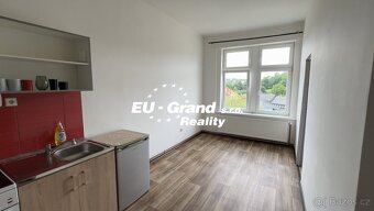 Varnsdorf - prodej činžovního domu - 860 m2 s pozemkem - 14