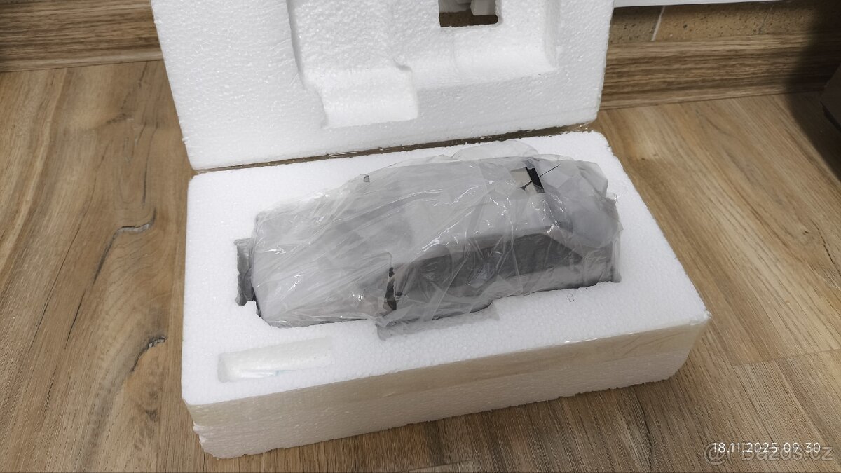 Model Volkswagen Polo G40 1:18 Otto Mobile - 15