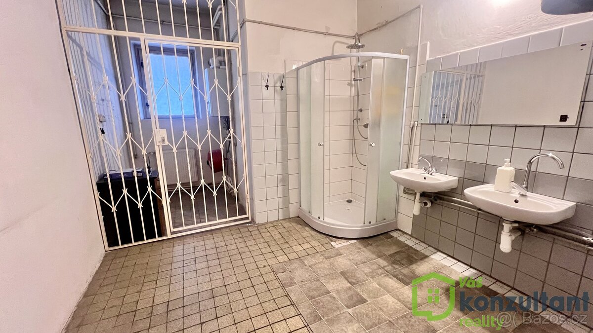 PRONÁJEM KANCELÁŘSKÝCH PROSTOR V CENTRU OSTRAVY – IDEÁLNÍ MÍ - 15