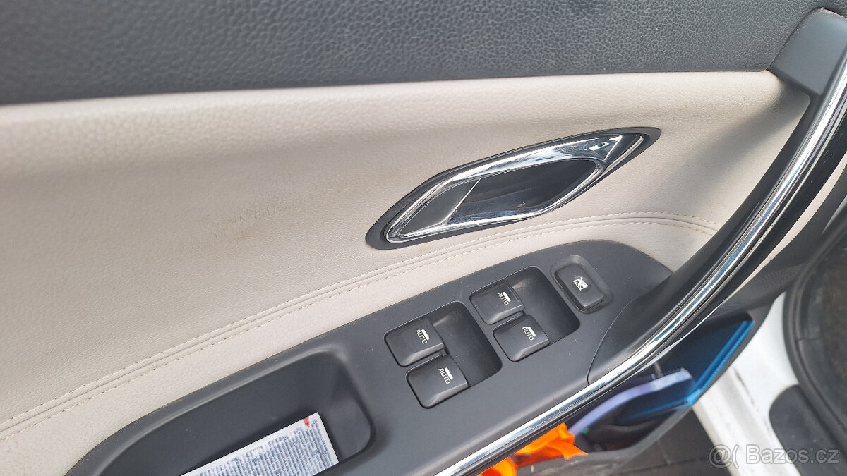 KIA cee'd SW JD 1,6 cRDi ToP 94KW - 15