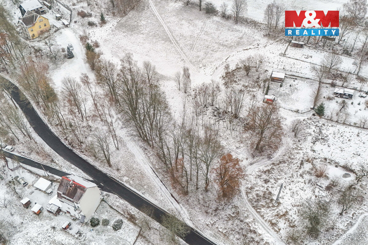 Prodej pozemku k bydlení, 1374 m², Luby, ul. Masarykova - 15