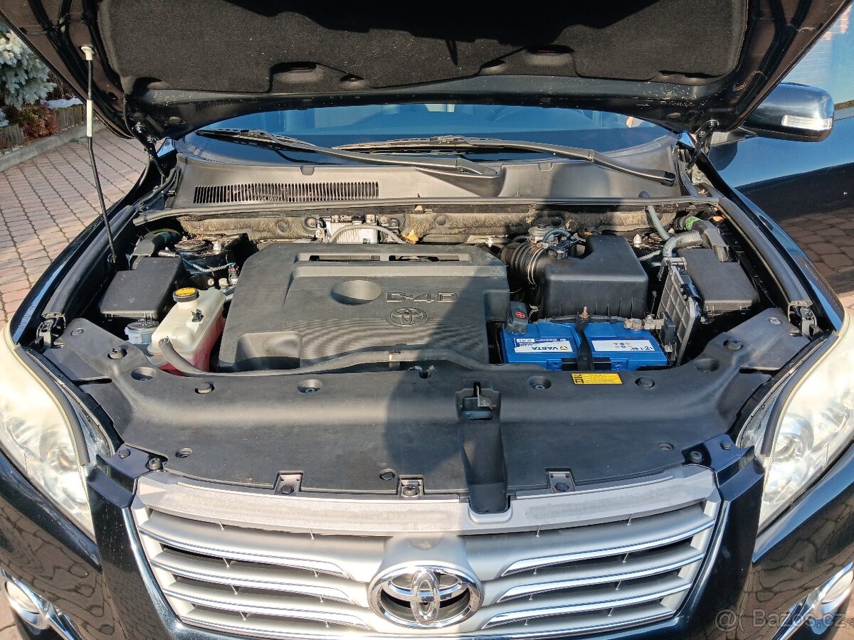 Toyota RAV4 2.2 D4D 110 KW 4x4 - 15