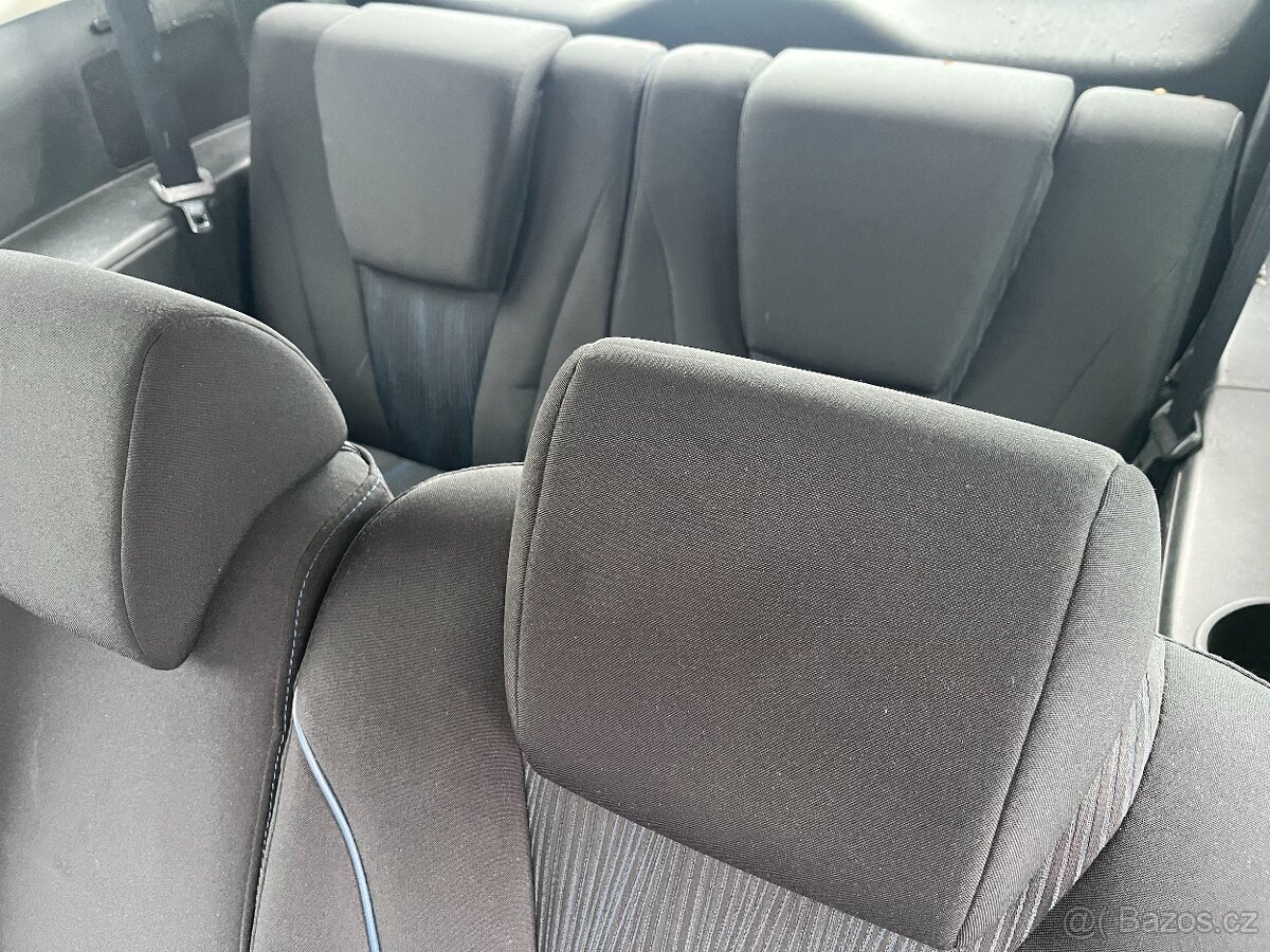 Mazda 5 2,0i 110kW 7 míst - 15