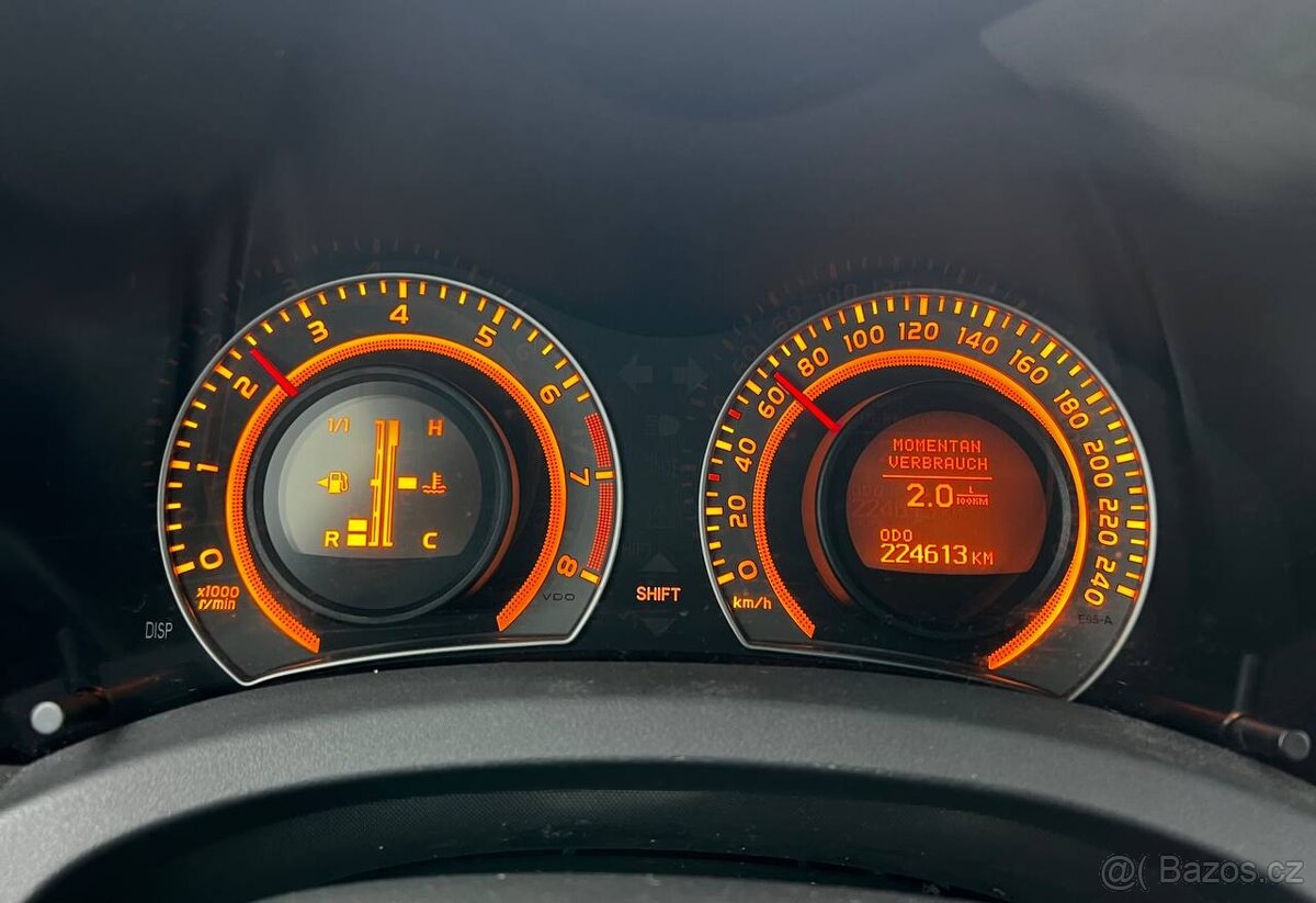 Toyota Auris 1.6 benzín 2007 r.v. - 15