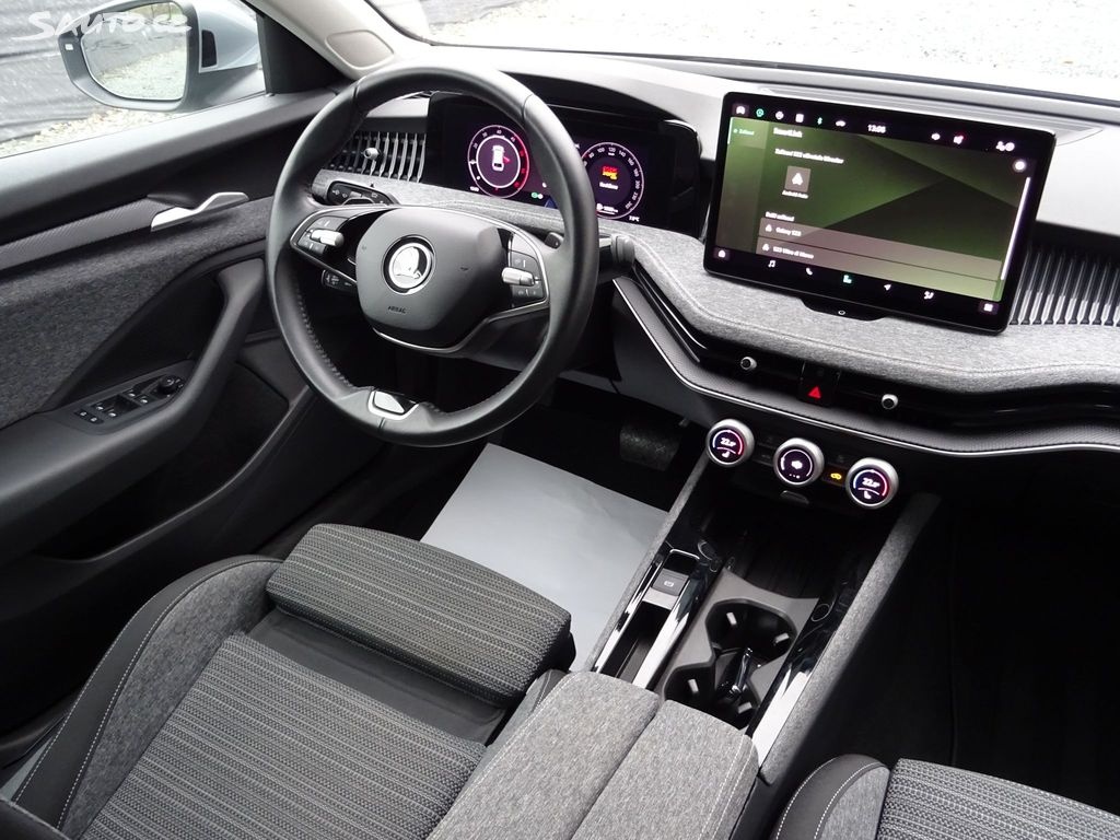 Škoda Superb, 2.0TDI 110kW DSG Selection Výroba 2024 - 15