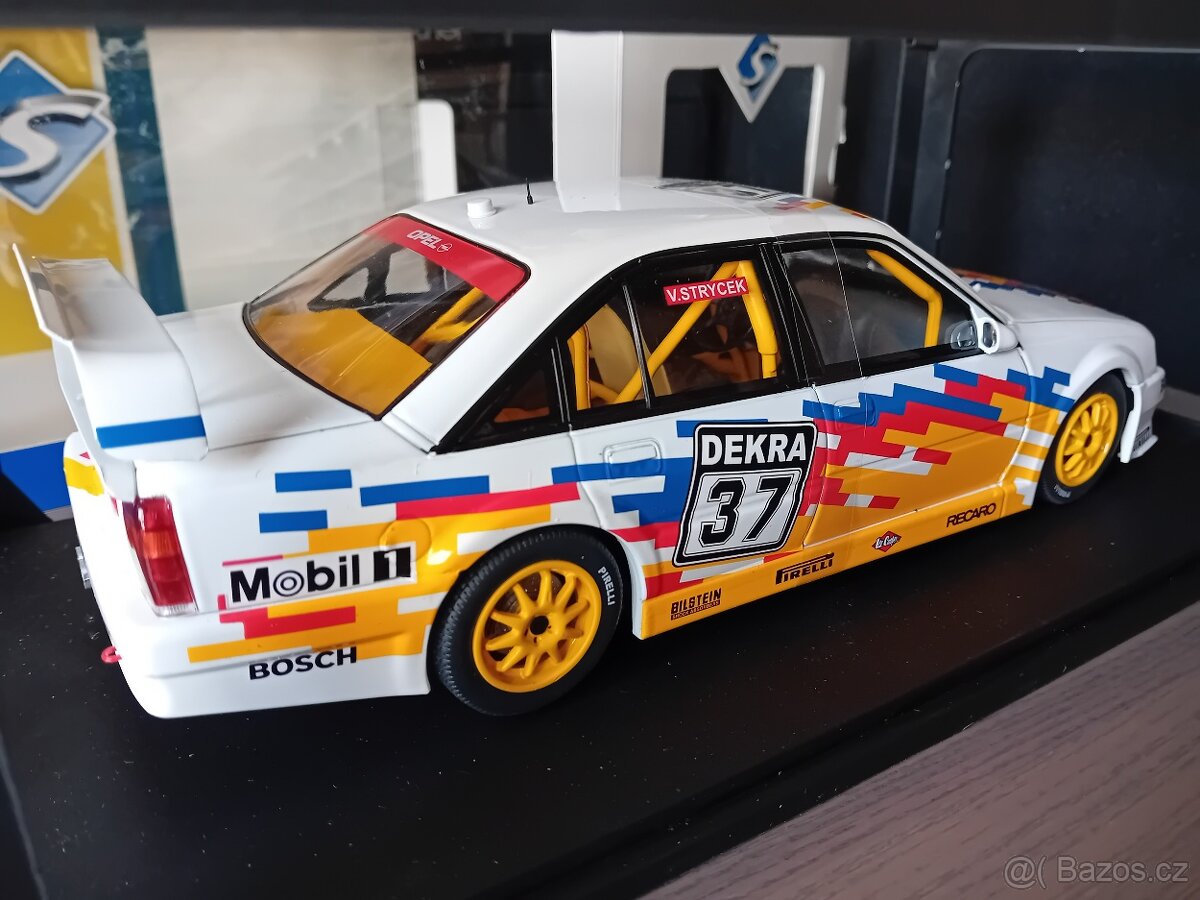 Porsche, Opel a Alfa Romeo 1:18 Solido - 15