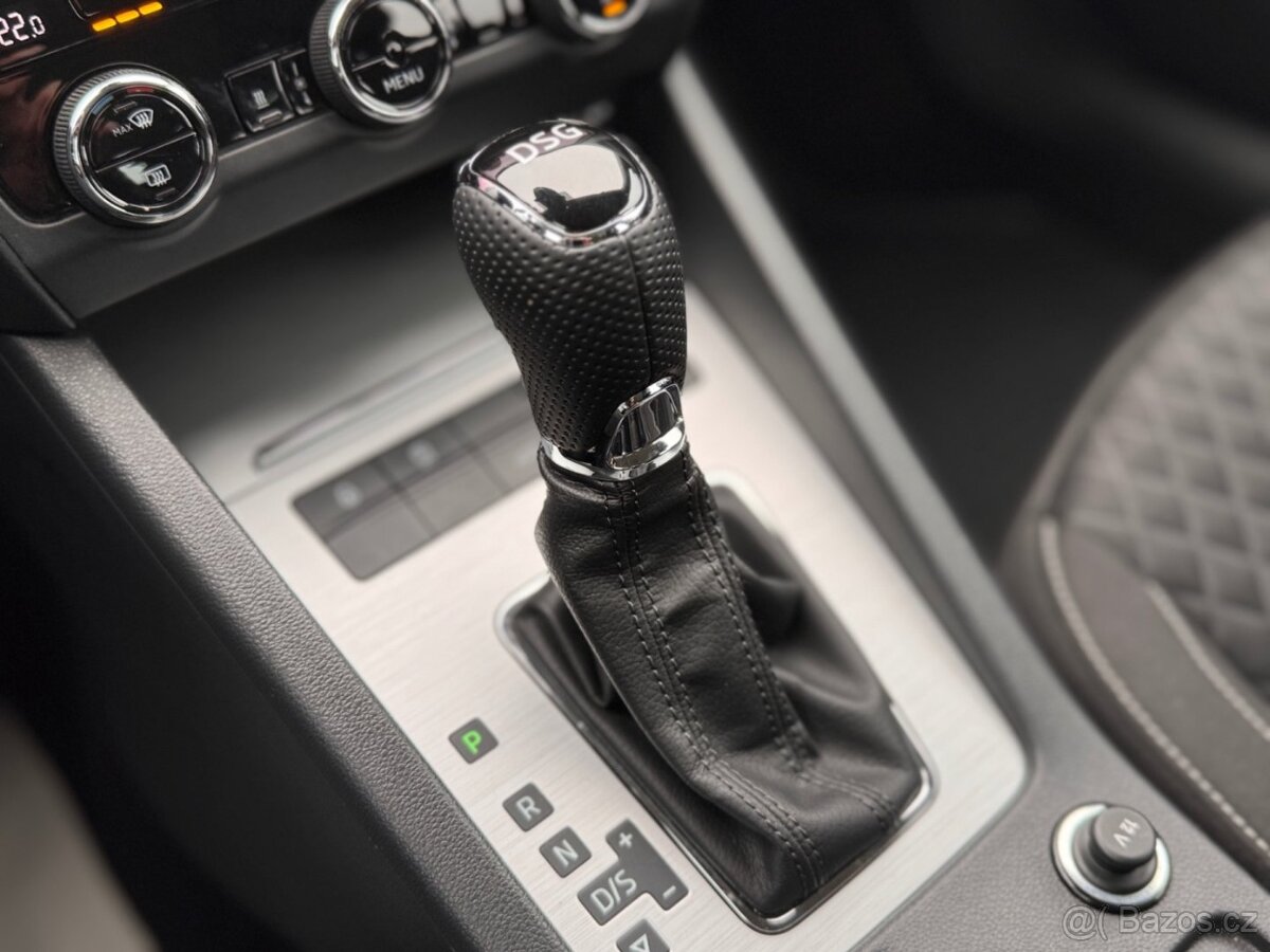 Škoda Octavia 2.0 TDI DSG Drive LED WEBASTO - 15