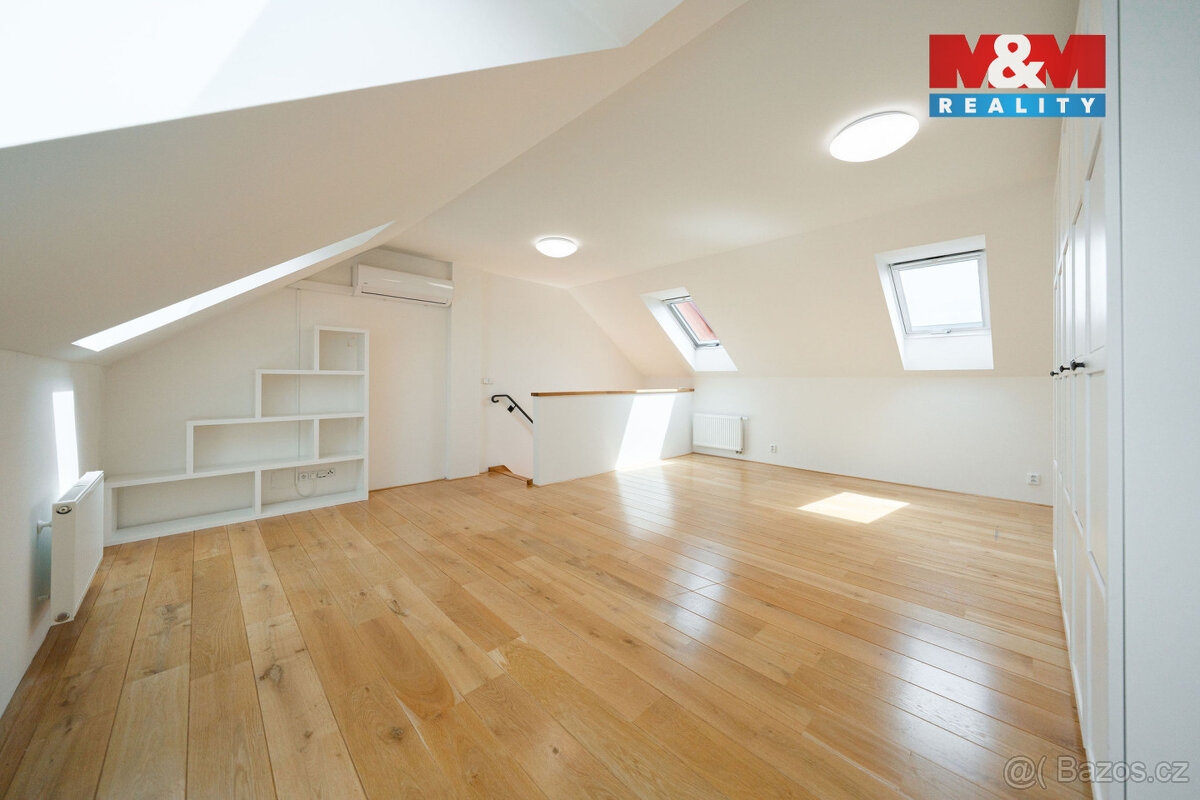 Prodej bytu 4+kk, 113 m², Šlapanice, ul. Kosmákova - 15