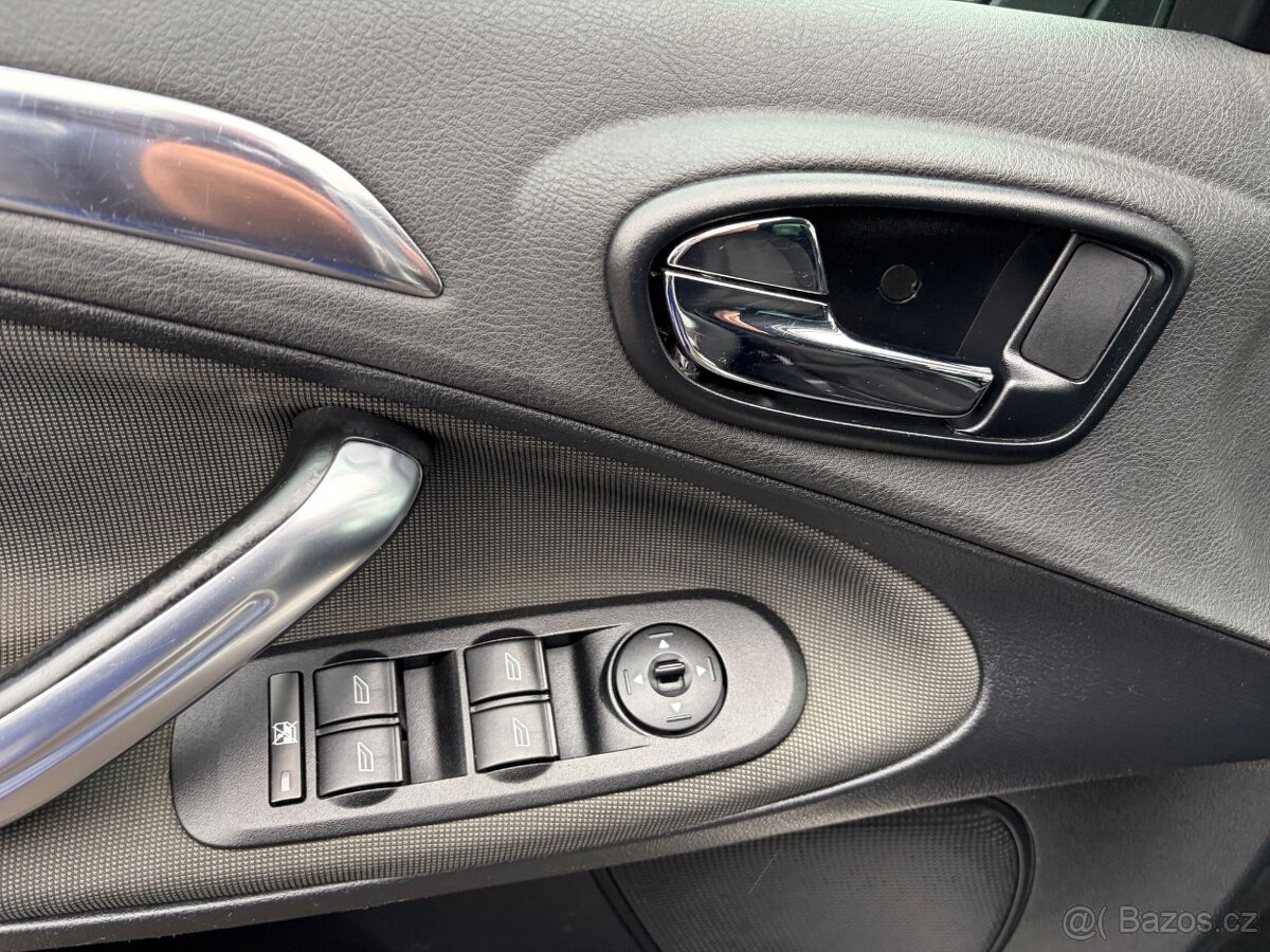 Ford S-Max 2.0 TDCI - 15