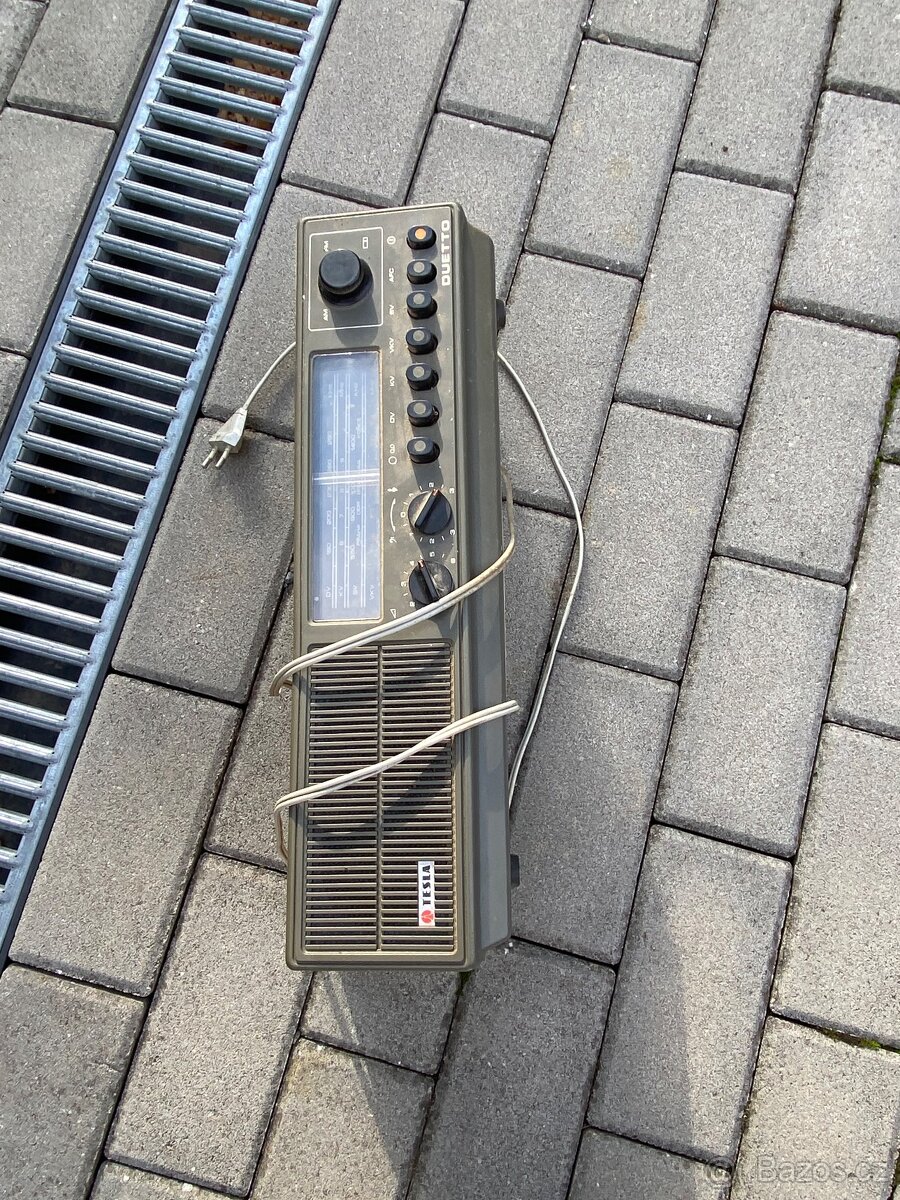 Retro rádio Tesla - 15