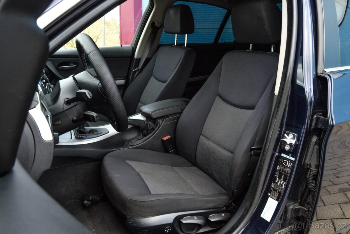 BMW E90 Rad 3 325i A/T - 15