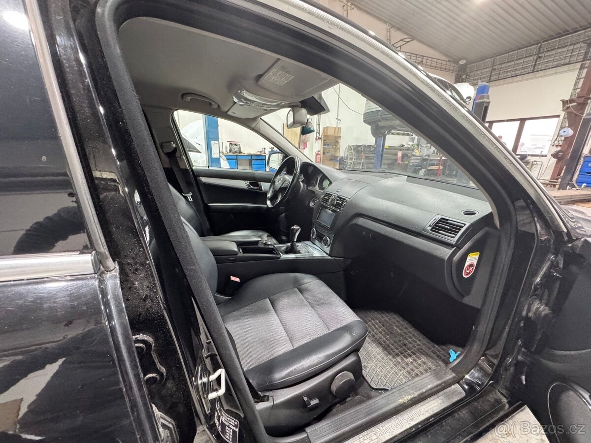 Mercedes Benz třídy C - 15