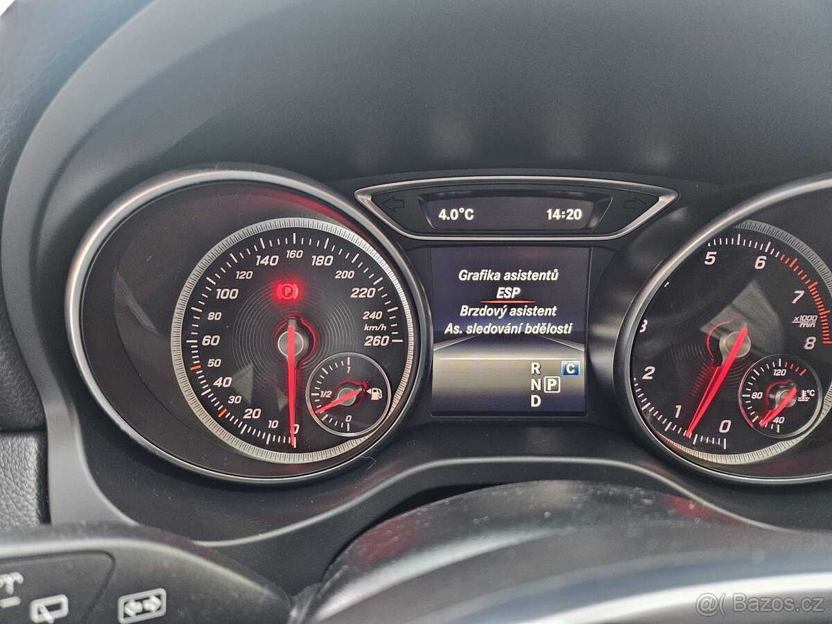 Mercedes Benz CLA 1.6 Automat Panó AMG line - 15