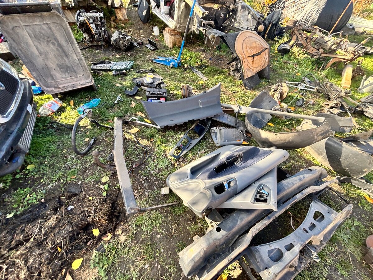 Škoda octavia 1 1.9tdi 66kw předface díly z vozu - 15